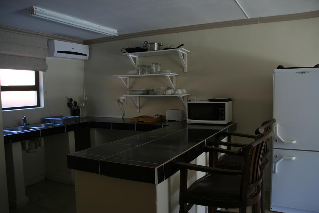 Nyaru Game Lodge Brandwag Luaran gambar